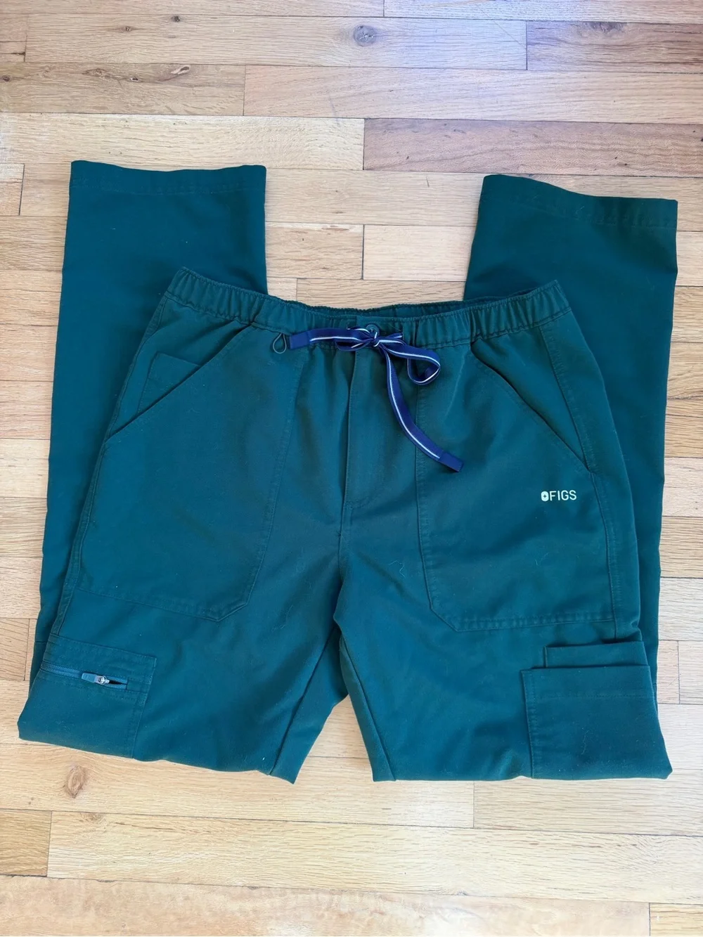 Figs Men's Dark Teal Cargo Scrub Pants